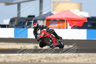 media/Sep-21-2025-TrackDaz (Sun) [[277c75b276]]/A Group/10am (Turn 1)/